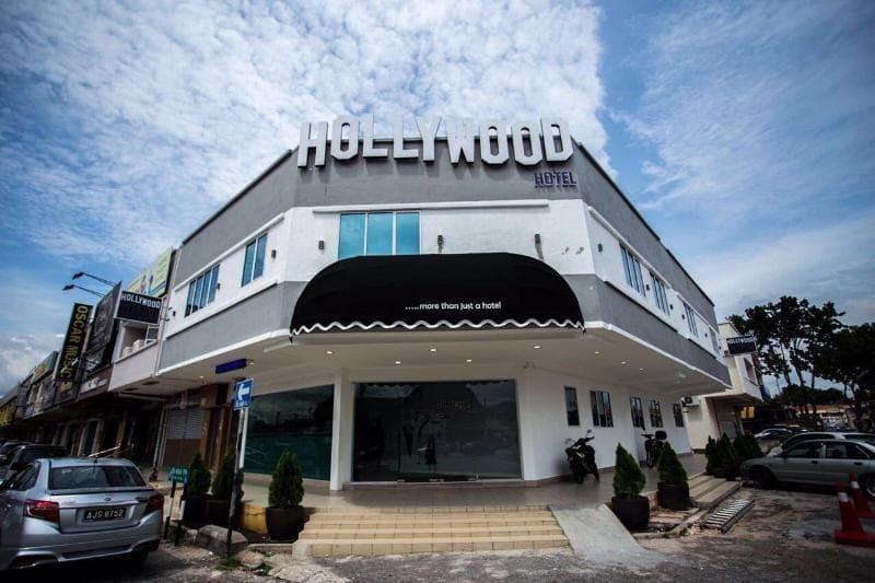 Hollywood Hotel 4