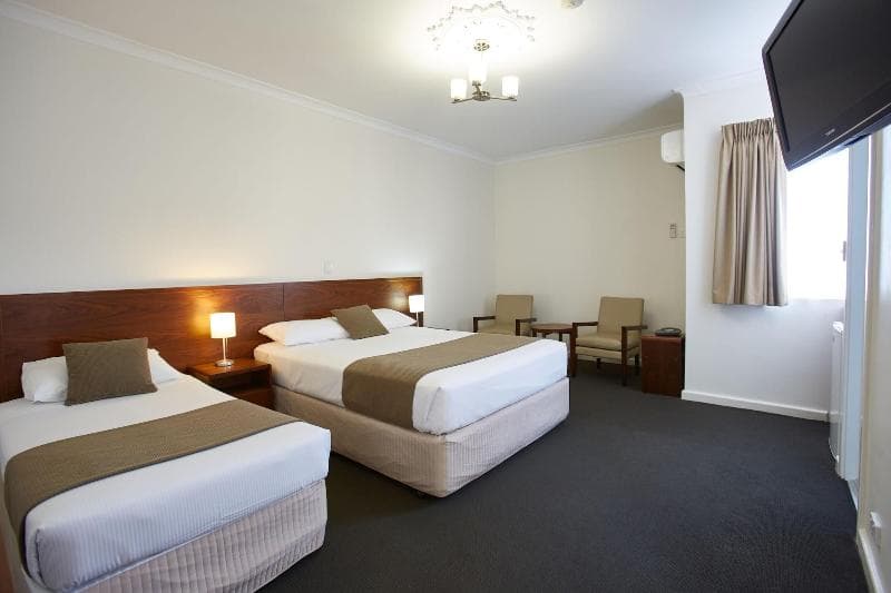 The Rose Hotel 4
