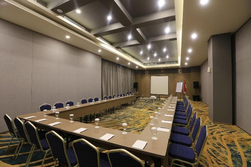 Luminor Hotel Purwokerto photo 1