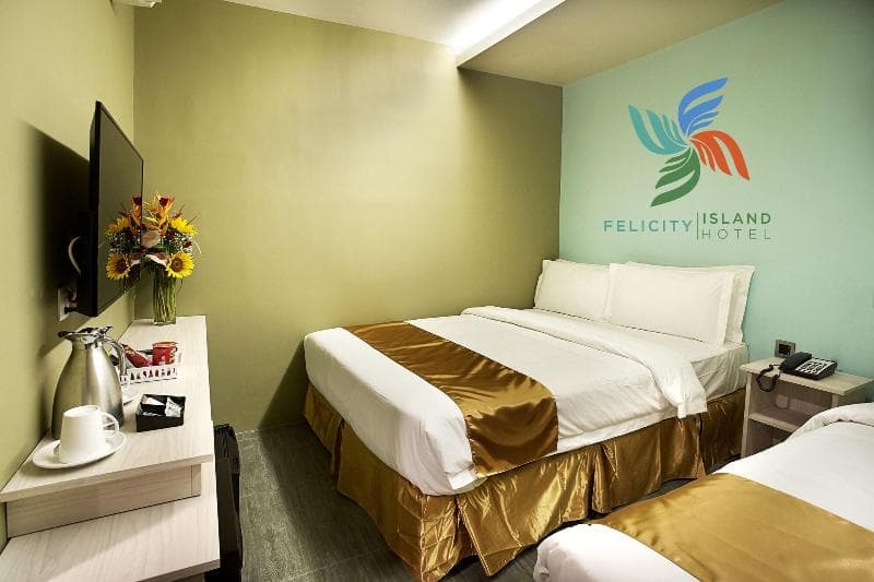 Felicity Island Hotel photo 1
