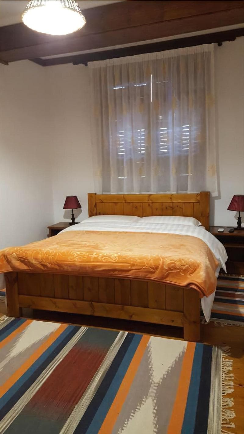 Hotel Bujtina E Bardhe 3