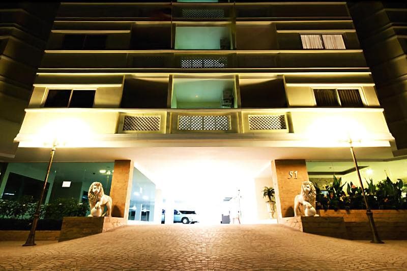 The Chateau Luxury Serviced Apartment 3
