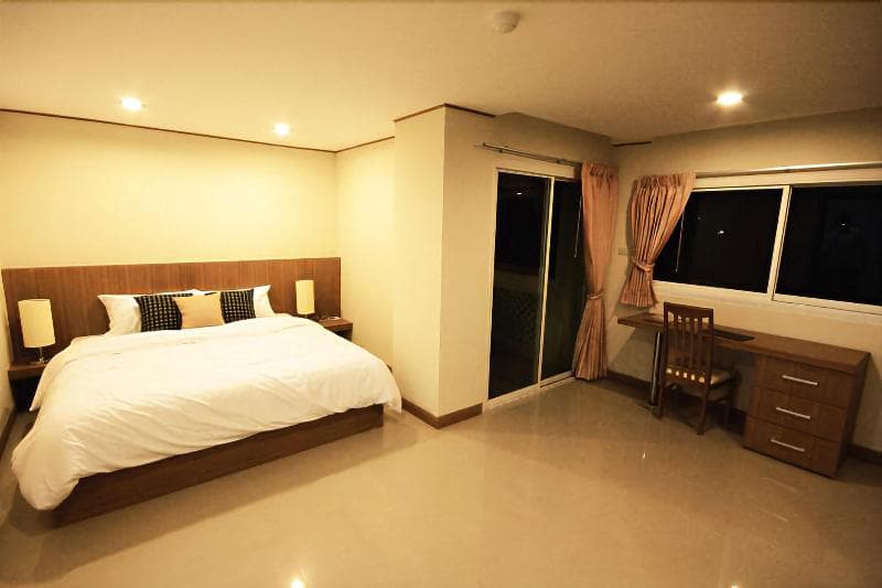 The Chateau Luxury Serviced Apartment 4