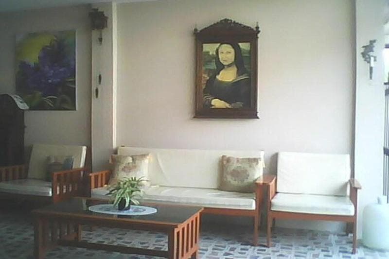 Chomhaad Guesthouse (Adults Only) 5
