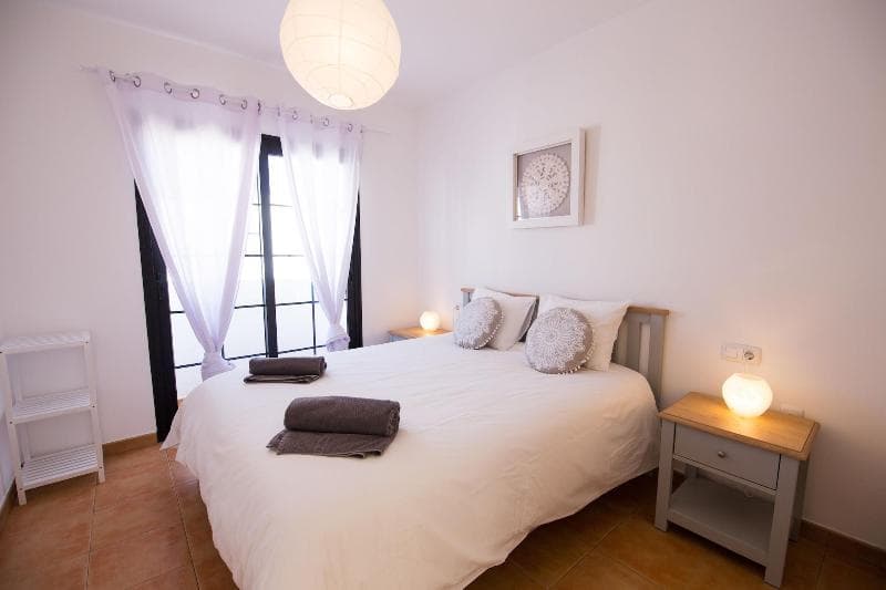 Surfers Retreat - Hostel - Adults Only photo 1