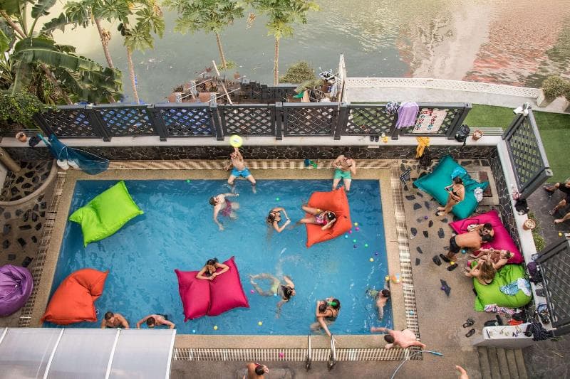 Mad Monkey Bangkok Hostel - Adults Only 2