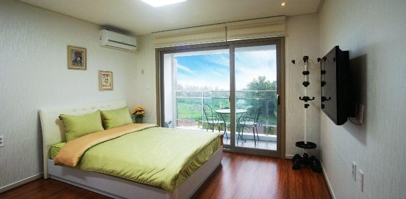 Jeju J Pension main