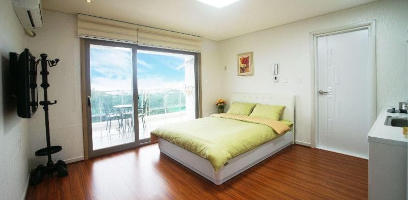 Jeju J Pension 5