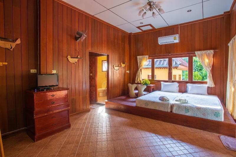 Baan Suan Homestay Koh Kood 4