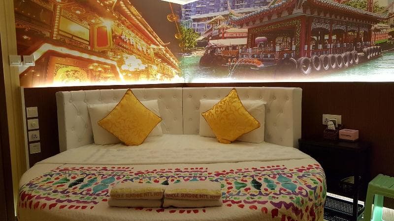 Whole Sunshine International Hotel 4