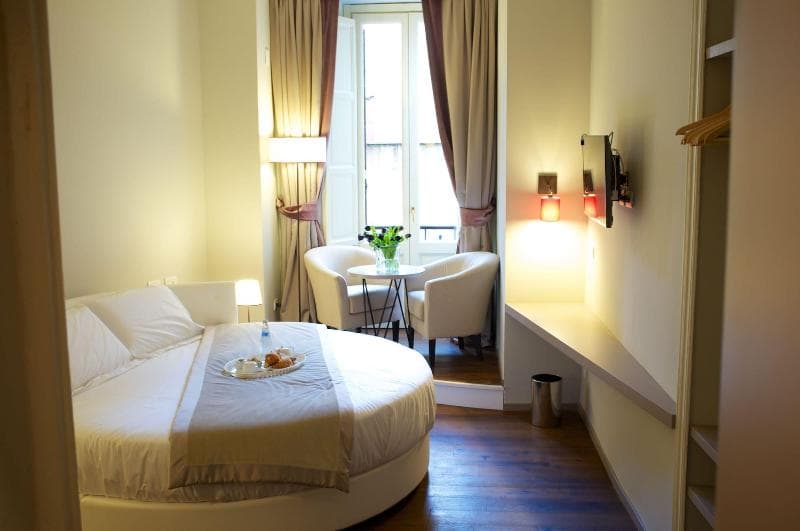 Piazza Farnese Luxury Suites 4