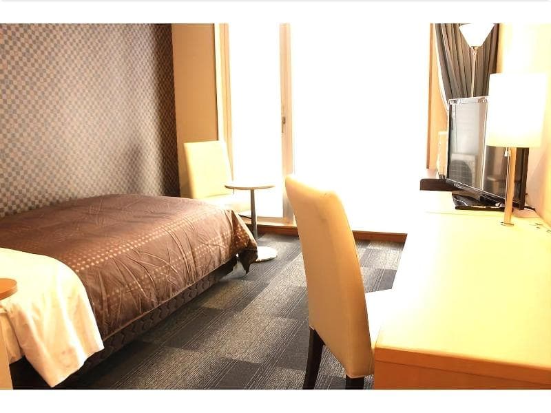 Hotel Livemax Chiba Mihama 3