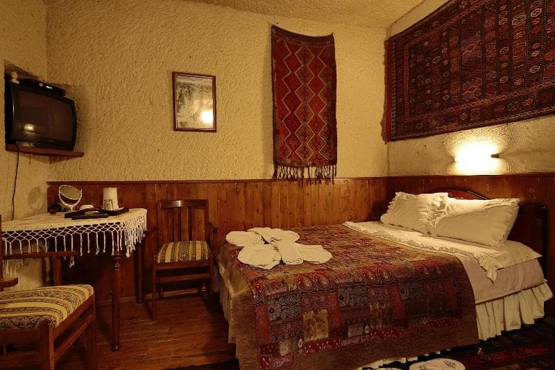Cave Hotel Saksagan 3