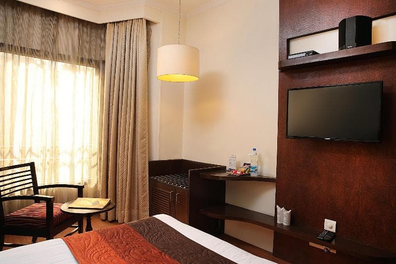 Ahuja Residency Cyber City II 3