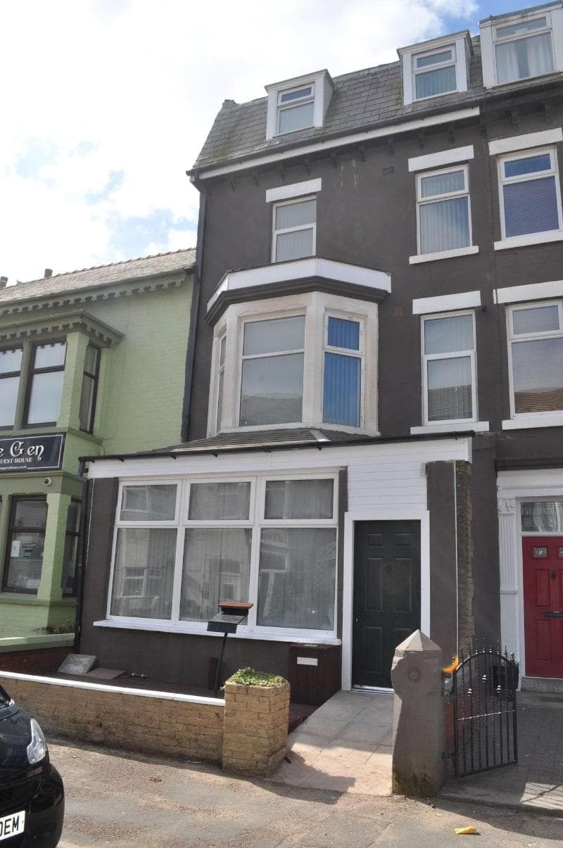 Olive Lodge Blackpool 4