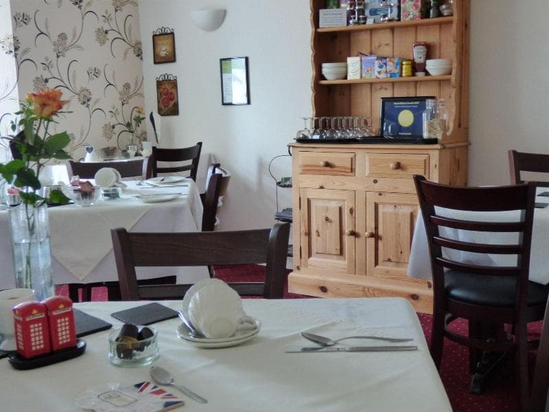 Maison Dieu Guest House 5
