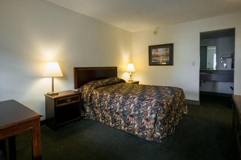 Budget Motel 4