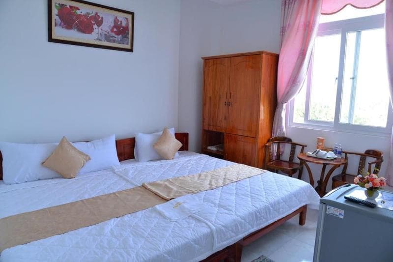 Pink Pearl Hotel main