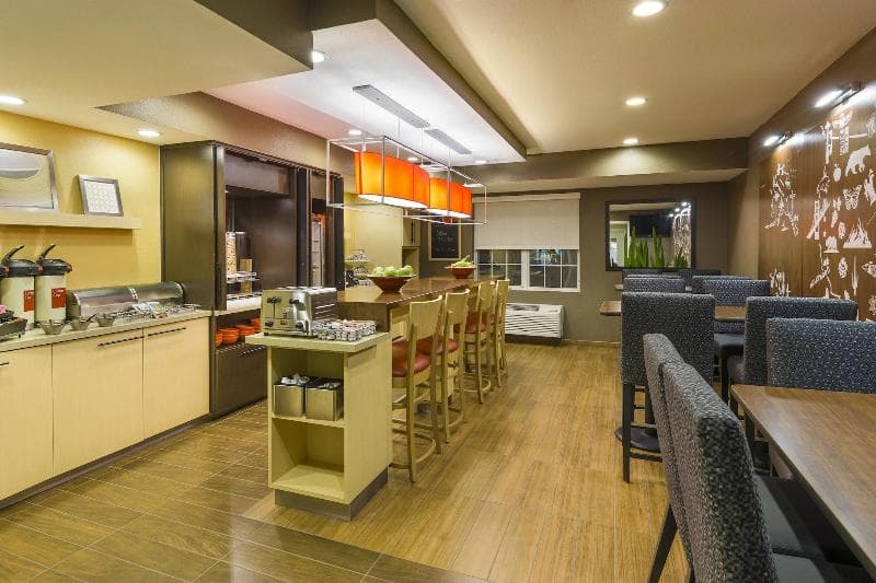 TownePlace Suites Mobile 4