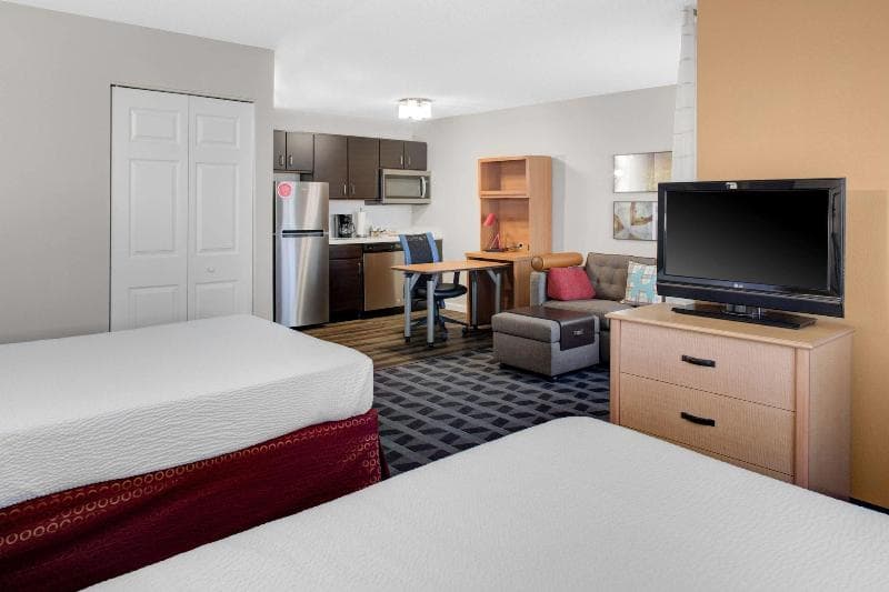 TownePlace Suites Wichita East 4