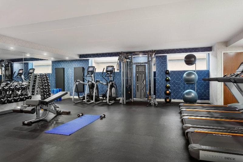Delta Hotels By Marriott Indianapolis Airport 2