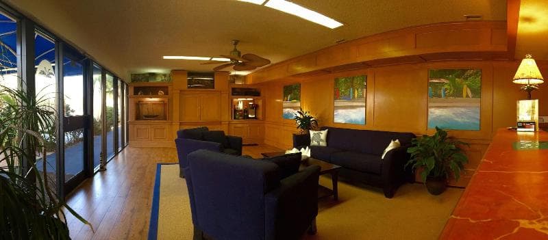 Coral Sands Inn & Seaside Cottages 2