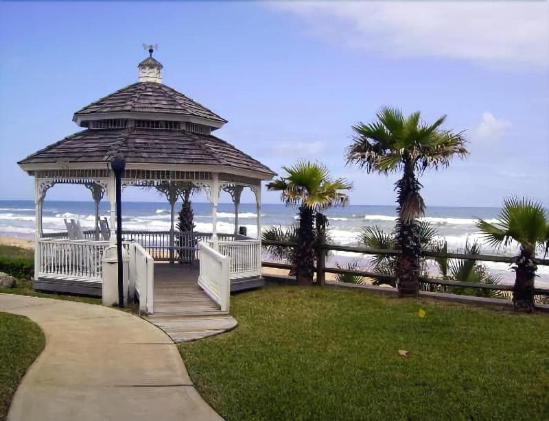 Coral Sands Inn & Seaside Cottages 5