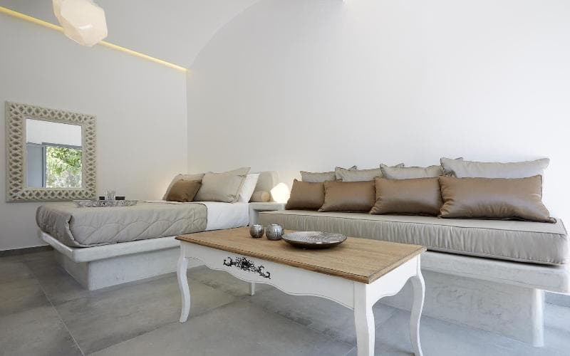 Amara Suites Santorini 3