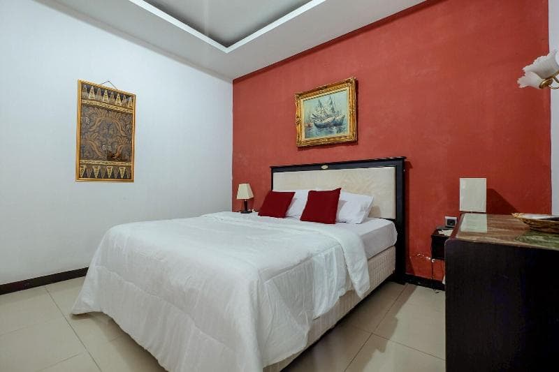 Buminanienie Guesthouse Bandung By Zuzu photo 1