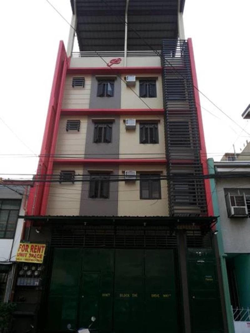 Budget Studio Unit In Makati 4