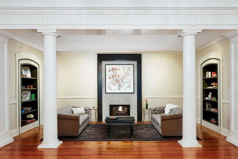 The Inn At Carnall Hall 5