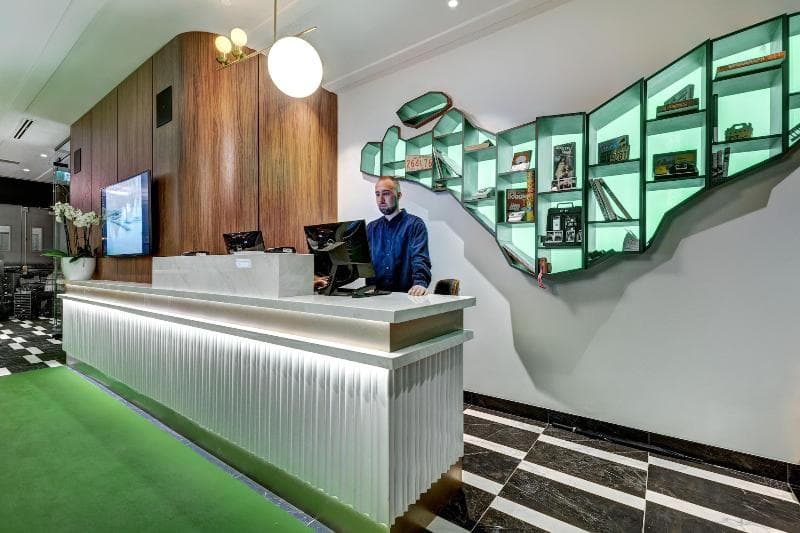 Hotel Uville Montreal 5