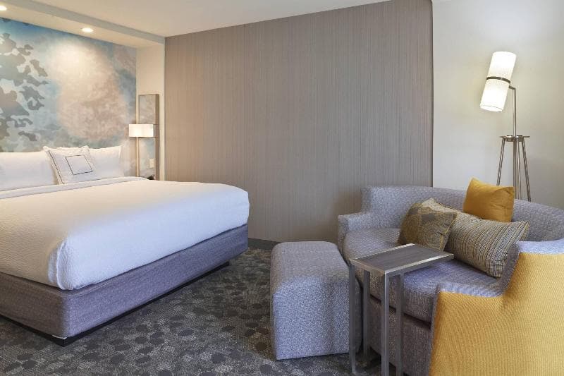 Courtyard By Marriott Jackson 5