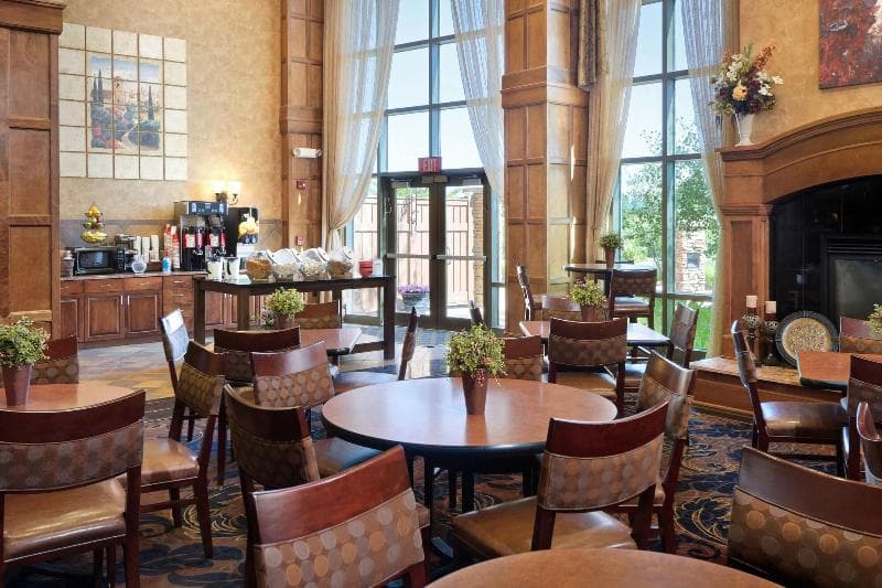 Clubhouse Hotel Suites Sioux Falls 4