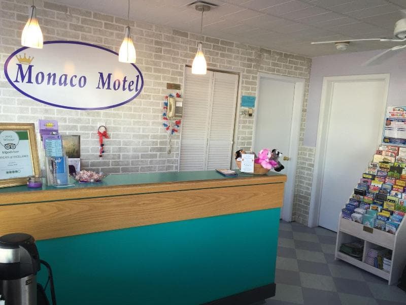 Monaco Motel 4