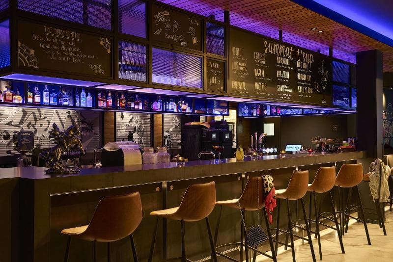 Moxy Birmingham Nec 4