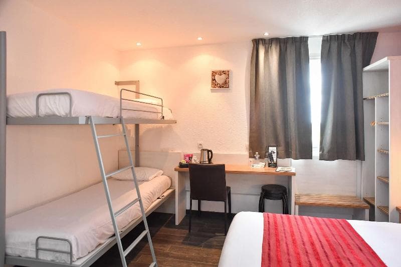 Brit Hotel Saint-Lô 5