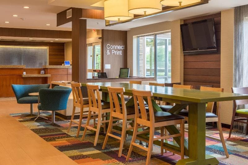 Fairfield Inn & Suites Columbus main