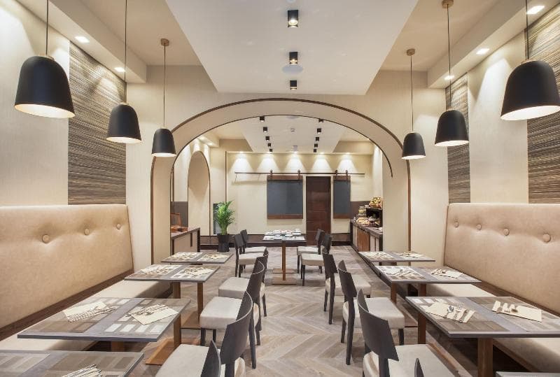 Solo Experience Hotel 3