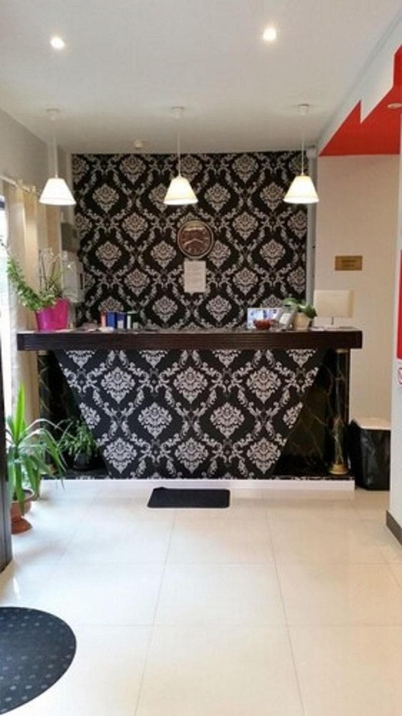 Hotel La Perle Montparnasse 3