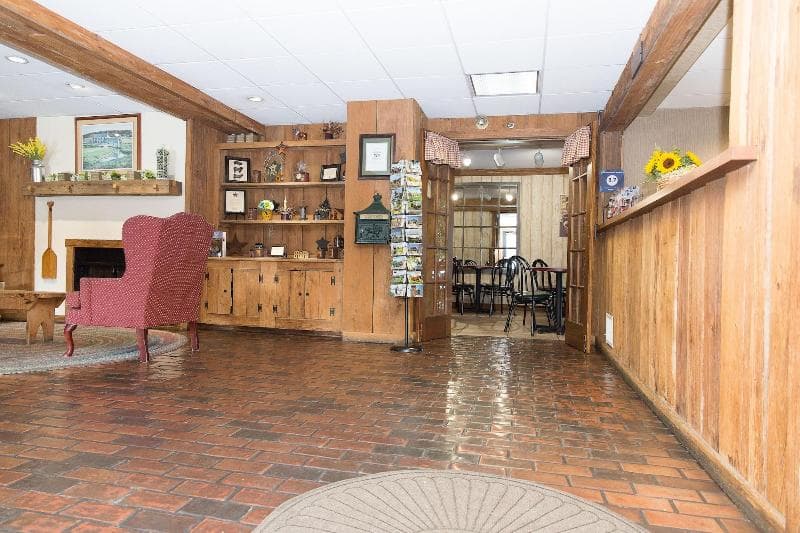 The Country Inn Of Lancaster 5