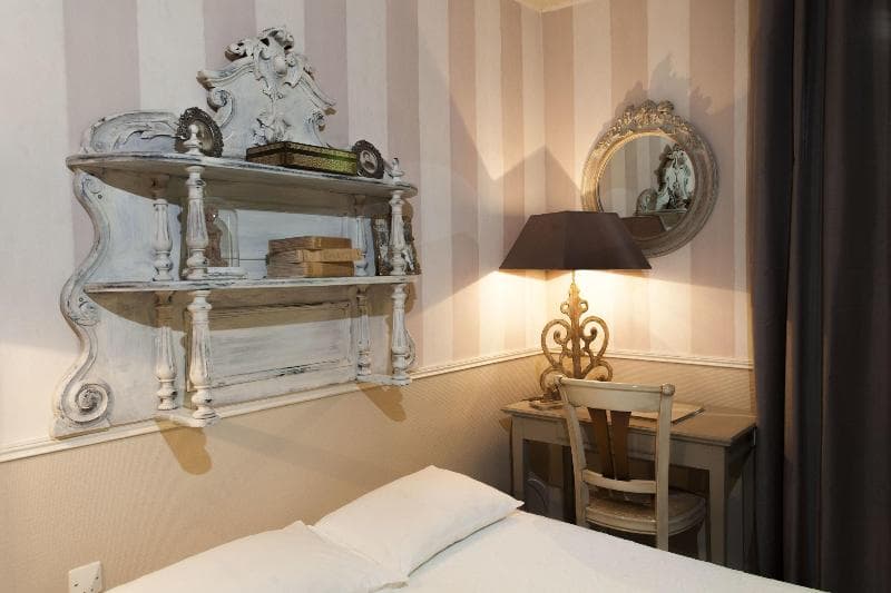 Hôtel L'avre 3