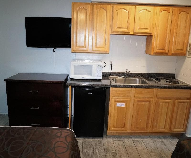 Sunset Beach Hotel Wildwood 5