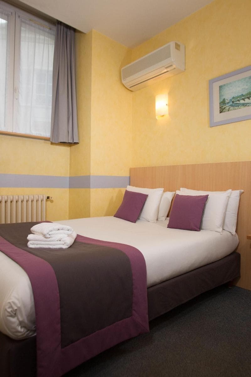 Continental Hotel 2