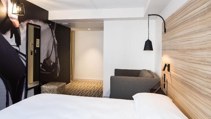 Hôtel Ibis Styles Laval Centre Gare 5