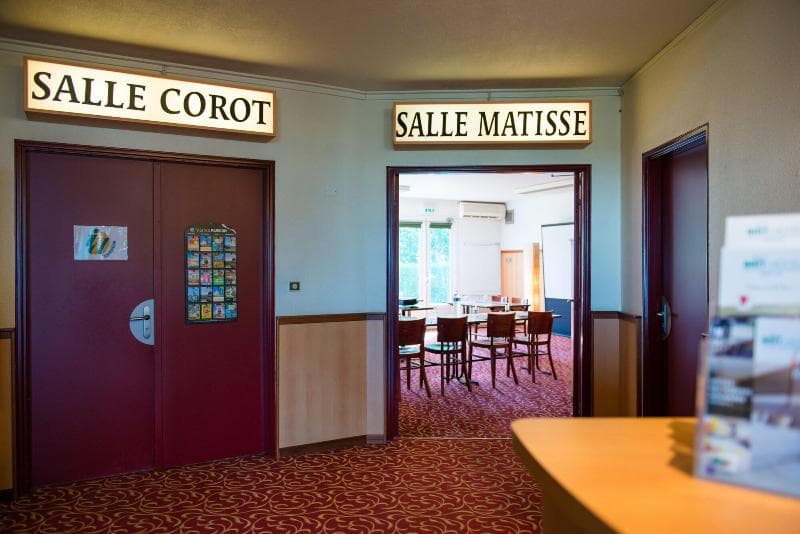 Brit Hotel Blois - Le Préma 5