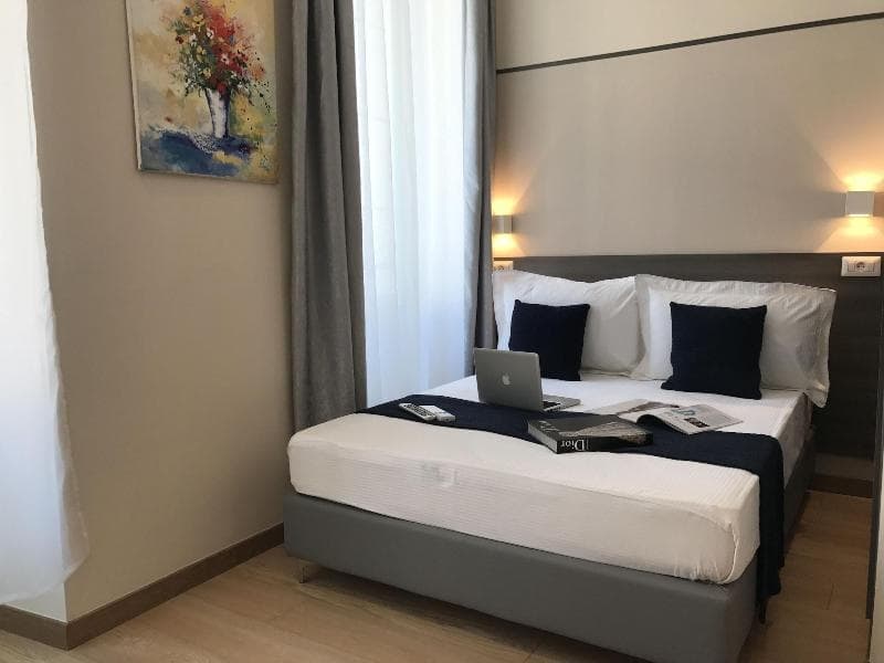 Hotel Neptune Nice 4