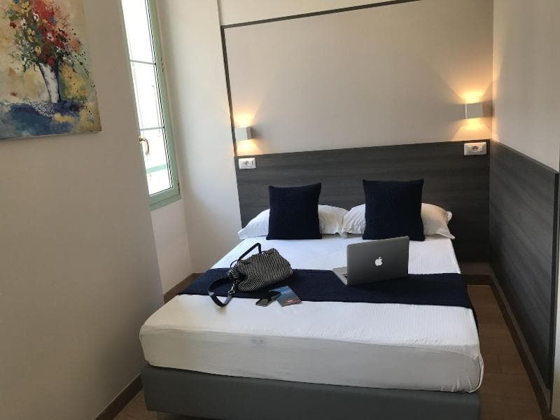 Hotel Neptune Nice 5