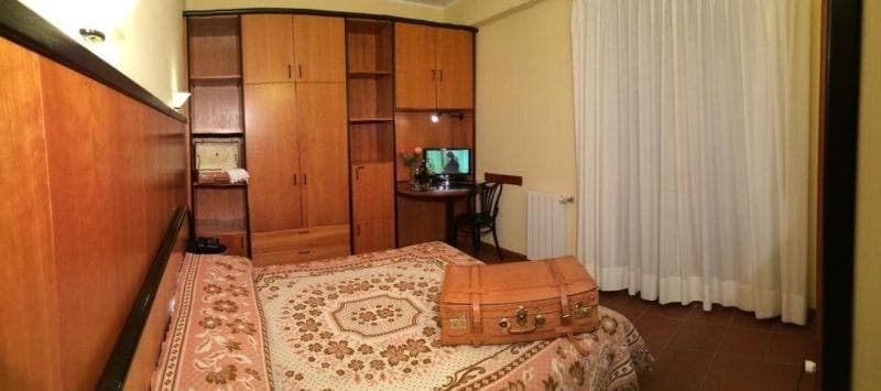 Lh Albergo Il Picchio 4