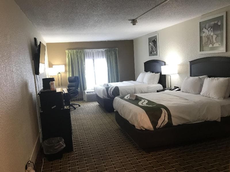 Quality Inn Vincennes 5